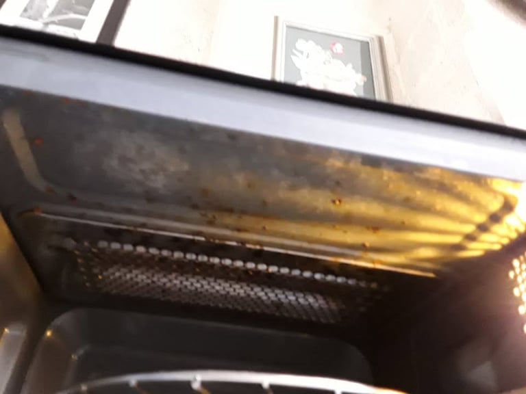 Black Sharp YCGG02 microwave oven & grill Low Cost Moves 2nd Hand Furniture STALYBRIDGE SK15 3DN