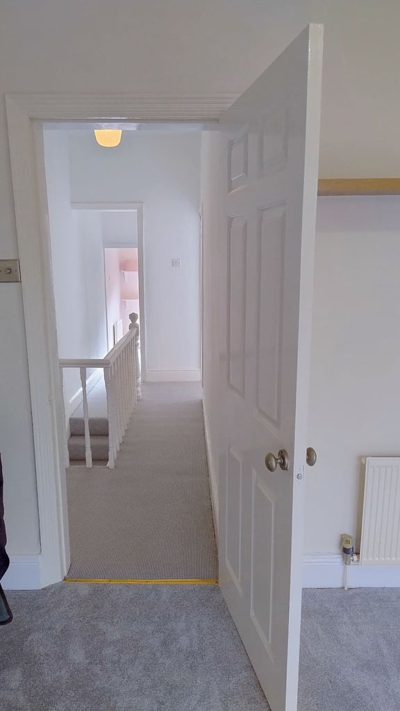 3 Bedroom unfurnished terraced property in Aigburth Vale, Liverpool, to rent