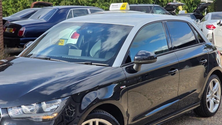 AUDI A1 1.4 TFSI S line Sportback S Tronic Euro 5 5dr 2012