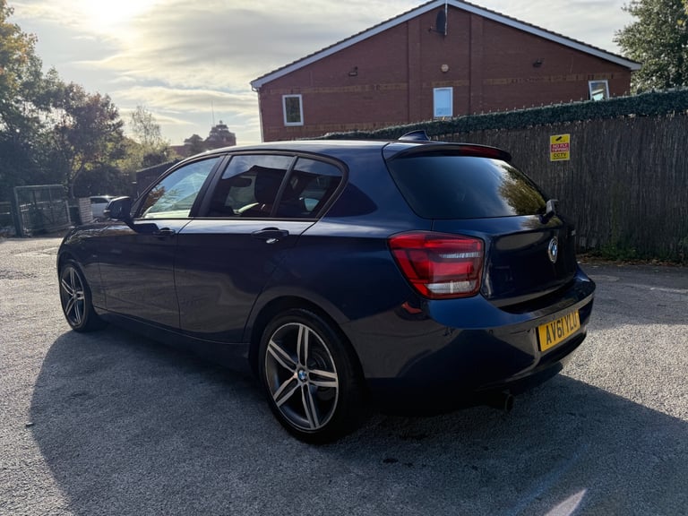 BMW, 1 SERIES, Hatchback, 2011, Manual, 1995 (cc), 5 doors