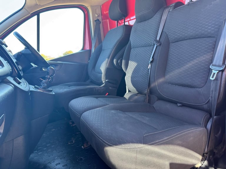 2015 Vauxhall Vivaro 1.6 CDTi 2700 BiTurbo ecoFLEX Sportive L1 H1 Euro 5 (s/s) 5dr PANEL VAN Dies...