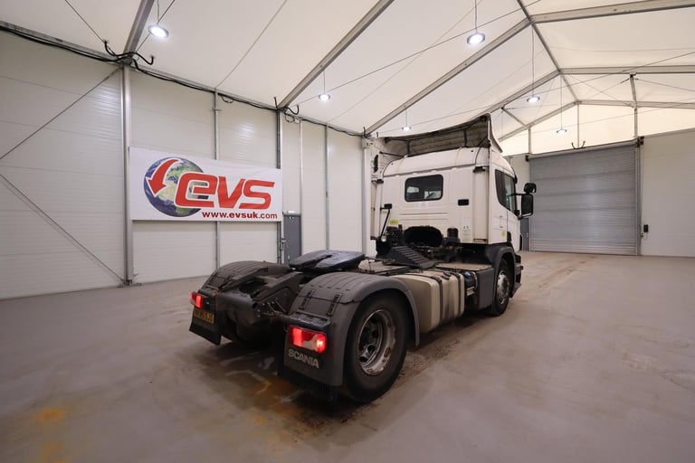 2015 (65 PLATE) Scania P360 4x2 Euro 6 Tractor Units