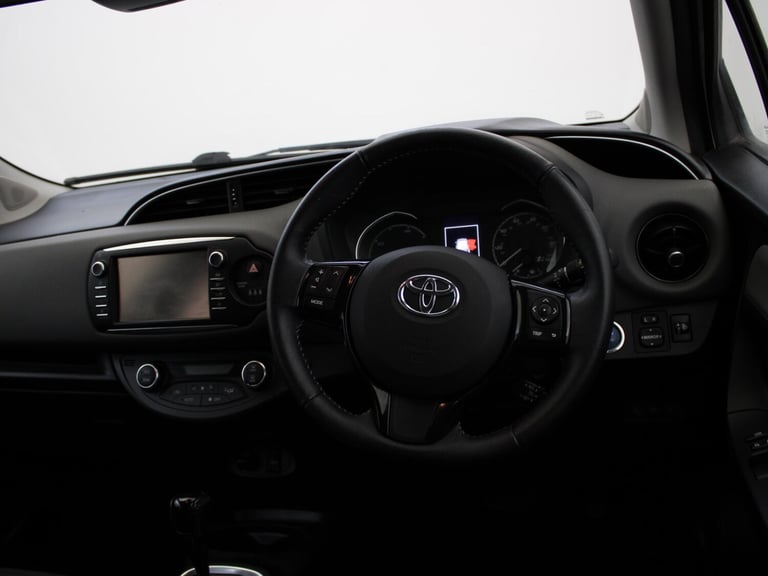 2018 Toyota Yaris 1.5 Hybrid Icon Tech 5dr CVT Hatchback PETROL/ELECTRIC Automatic
