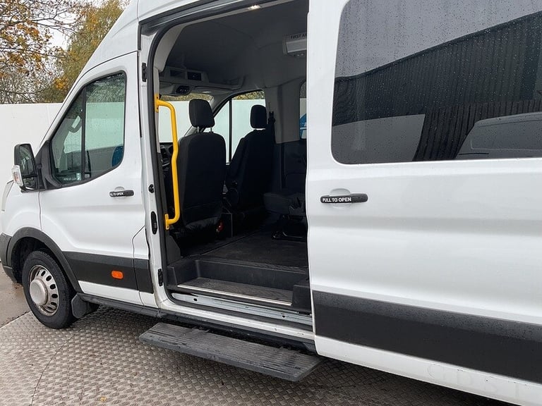 2019 Ford Transit 460 EcoBlue Leader 17 Seat Minibus Minibus Diesel Manual