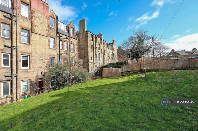 1 bedroom flat in Wolseley Place, Edinburgh, EH8 (1 bed) (#2396405)