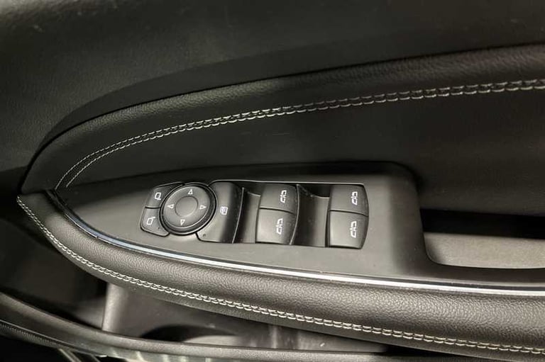 2019 Vauxhall Insignia 1.5i Turbo GPF SRi Nav Grand Sport 5dr Petrol Manual Euro 6 (s/s) (165 ps)...