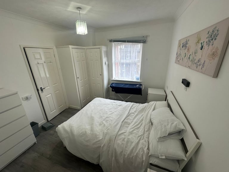 image for 1 Bed Flat - Ocean Village - Bills INC - Available NOW