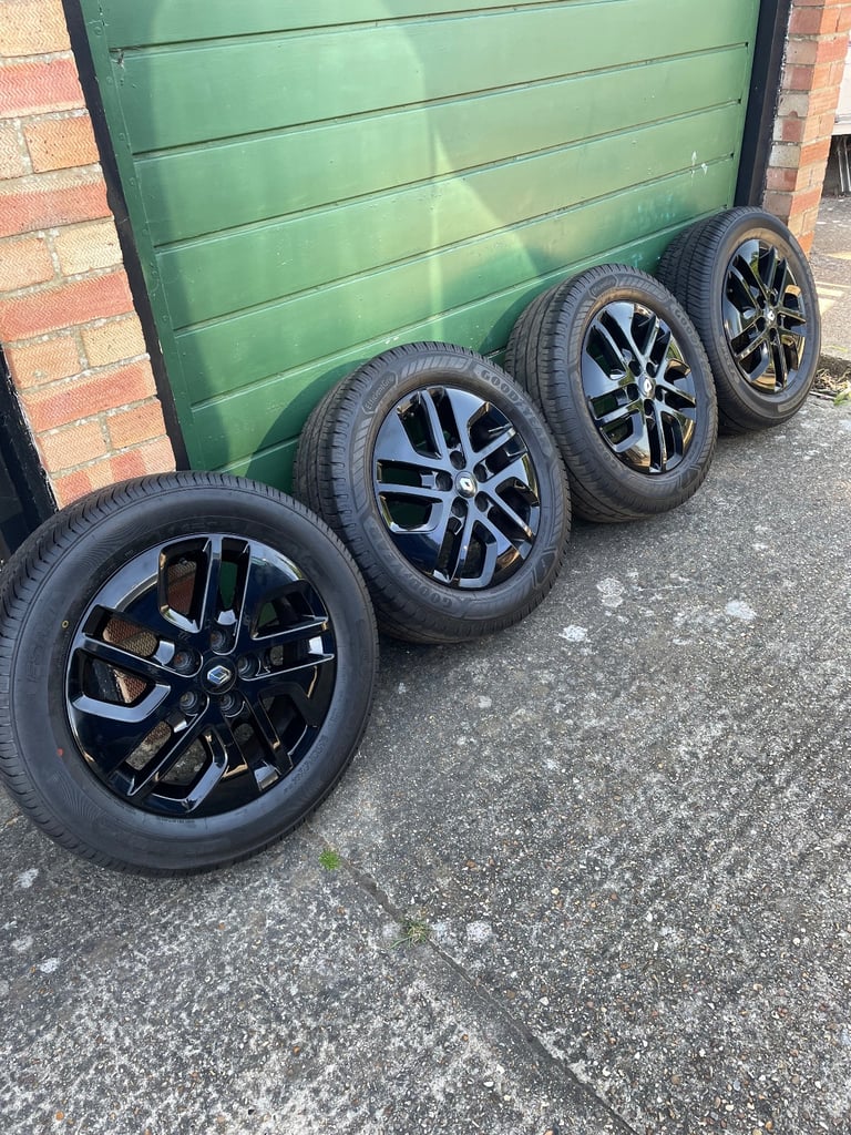 Renault alloys