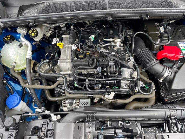 2022 Ford Puma 1.0 EcoBoost Hybrid mHEV 155 ST-Line Vignale 5dr Hatchback Petrol Manual