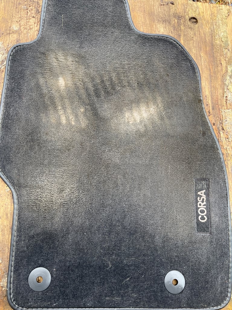 Corsa D floor mats Vauxhall