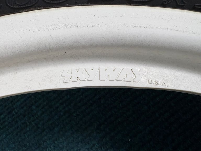 2 SKYWAY TUFF 2 WHEELS  20 inch  WHITE WITH ROOSTER TYRES  VERY CLEAN   £120