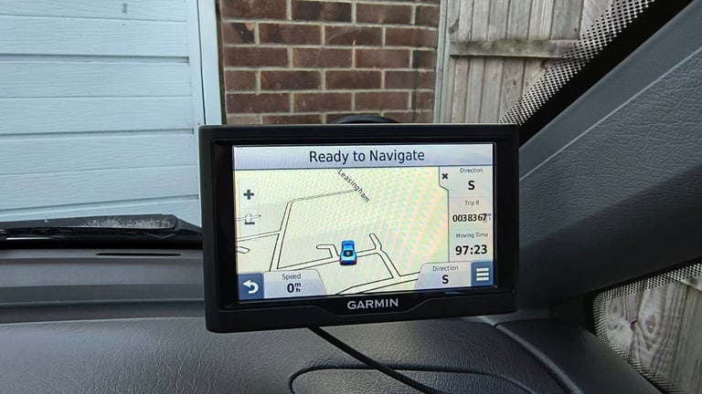 Garmin Drive 51LM 5" SatNav fully updated UK Maps