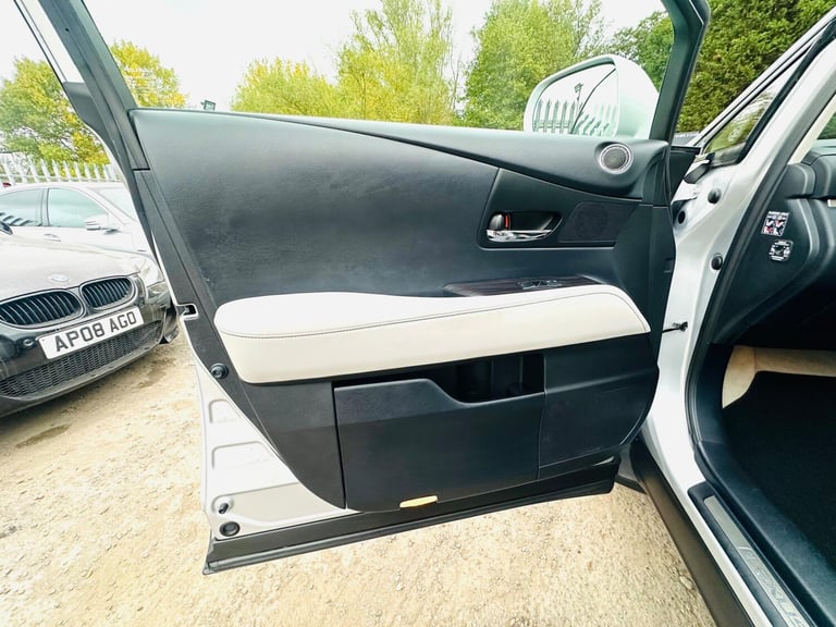 2014 Lexus RX 3.5 450h V6 Advance SUV 5dr Petrol Hybrid CVT 4WD Euro 5 (s/s) (Pan Roof) ( ESTATE ...