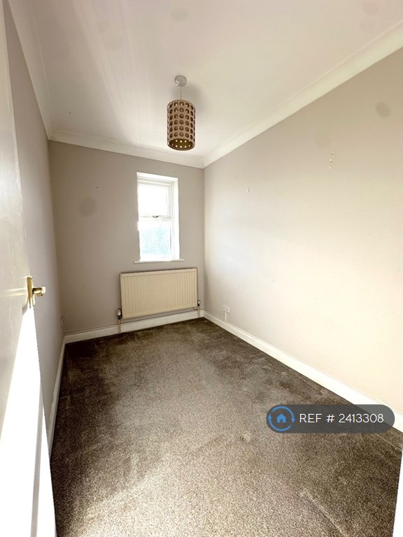3 bedroom house in South Terrace, Bognor Regis, PO22 (3 bed) (#2413308)