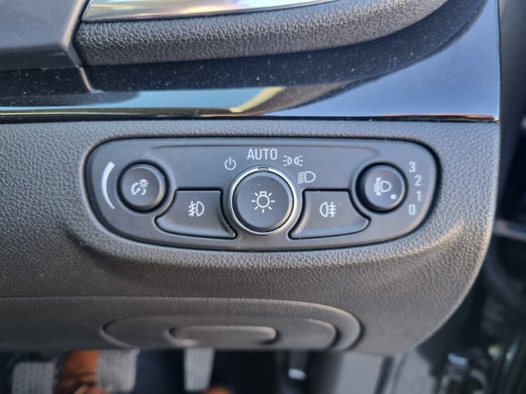 2017 Vauxhall Mokka X 1.4i Turbo ecoTEC Active SUV 5dr Petrol Manual Euro 6 (s/s) (140 ps) HATCHB...