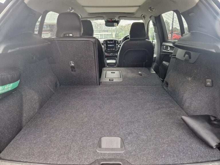 2022 Volvo XC40 2.0 B4 MHEV Inscription Pro SUV 5dr Petrol Hybrid DCT Auto AWD Euro 6 (s/s) ESTAT...