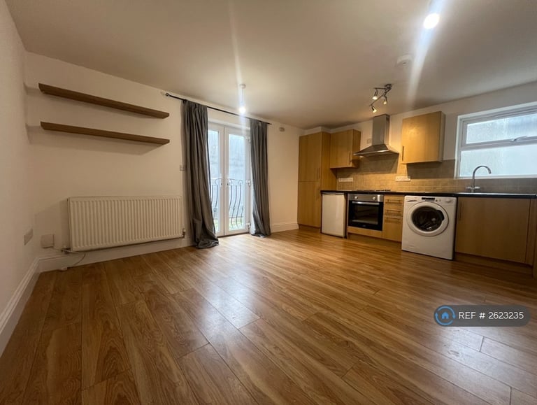image for 1 bedroom flat in Knowle Road, Bristol, BS4 (1 bed) (#2623235)