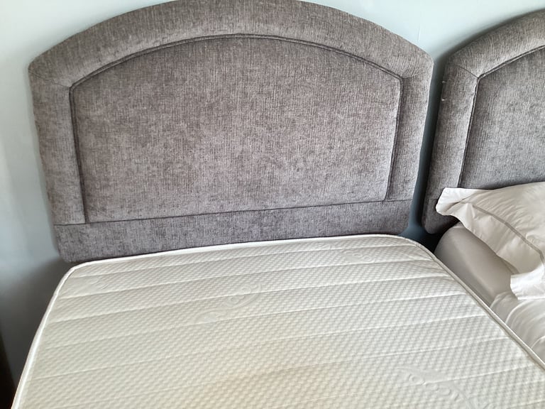 Twin fully adjustable electric beds 