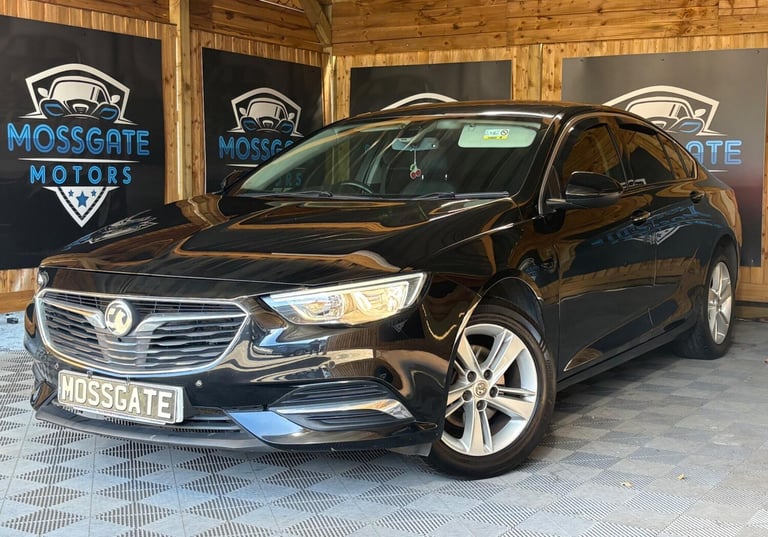 2017 Vauxhall Insignia 1.6 Turbo D ecoTec [136] Tech Line Nav 5dr HATCHBACK DIESEL Manual