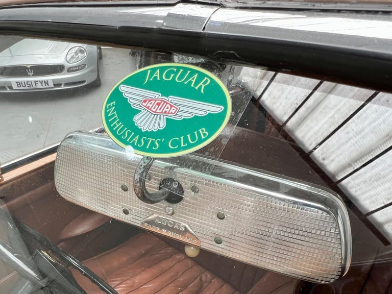 1965 Daimler V8 Petrol Automatic