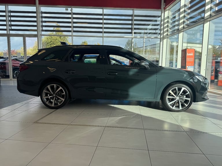 2025 SEAT Leon 1.5 e-Hybrid FR Sport 5dr DSG [DAP] Estate Petrol Parallel PHEV Automatic