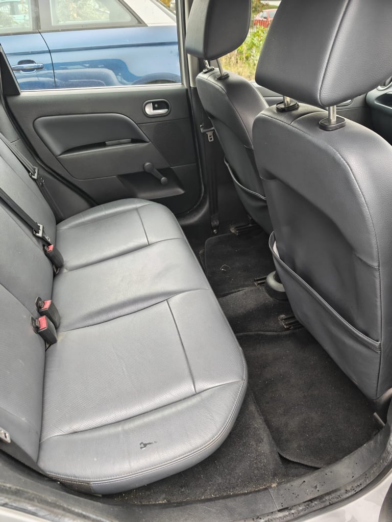 Ford, FIESTA Ghia, Hatchback, 2008, Manual, 1388 (cc), 5 doors