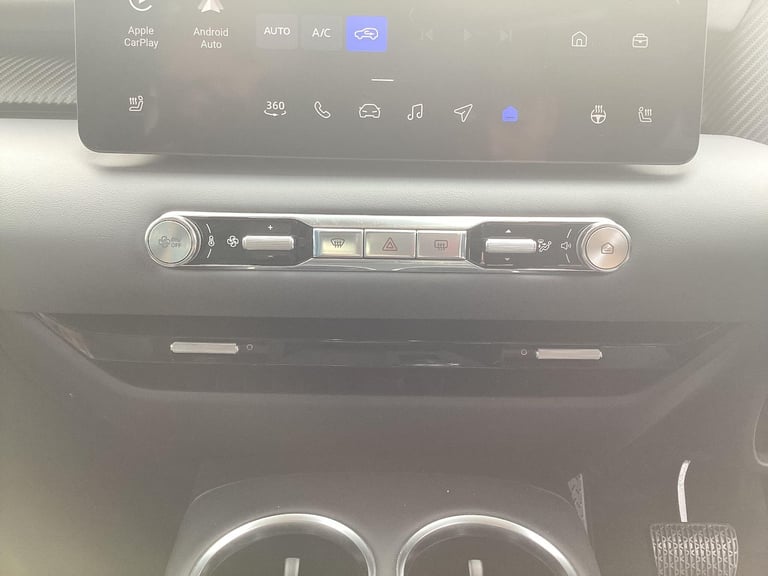 2025 MG MGS5 64kWh Trophy Long Range SUV 5dr Electric Auto (231 ps) HATCHBACK Electric Automatic