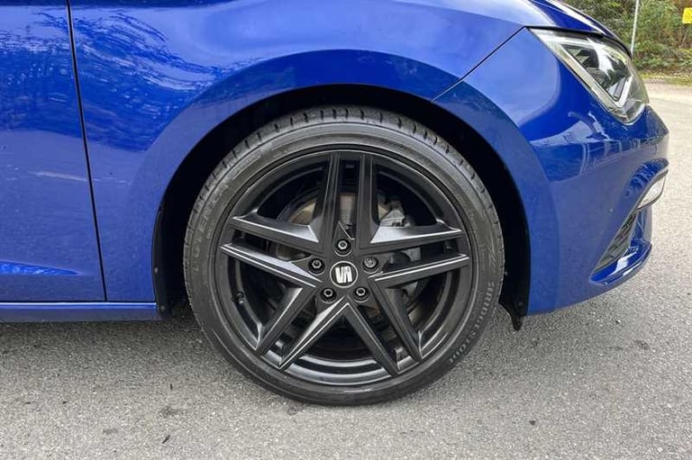 2020 SEAT Leon 1.5 TSi EVO (130 PS) FR Black Edition 5 Door Petrol Hatchback Hatchback Petrol Manual
