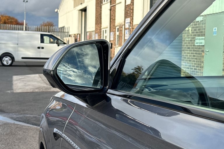 2024 MG MG HS 106290 Hatchback Petrol Manual