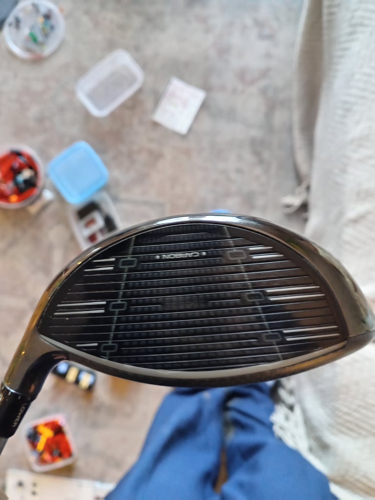 Taylormade Qi35 driver