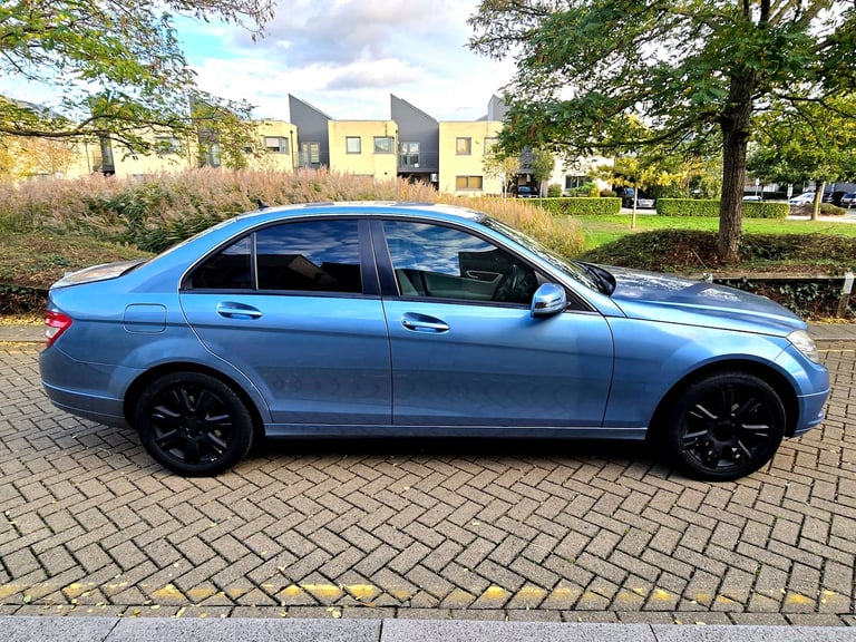 2010 Mercedes-Benz C Class C180 CGI BlueEFFICIENCY Executive LEATHER 90DAYS WARRANTY AUTO SALOON ...