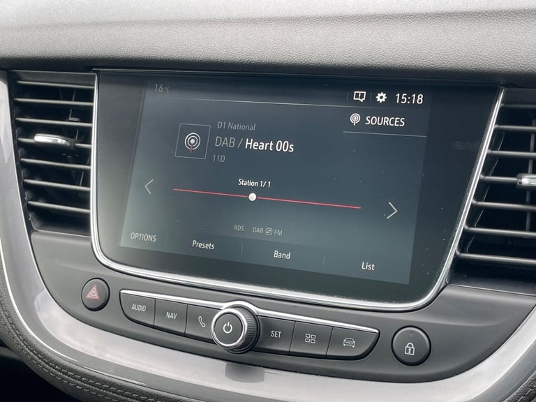 2020 Vauxhall Grandland X 1.5 Turbo D BlueInjection Elite Nav Euro 6 (s/s) 5dr HATCHBACK Diesel M...
