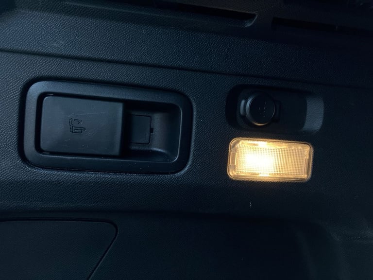 2022 Peugeot 3008 1.5 BlueHDi GT Premium 5dr EAT8 Estate DIESEL Automatic