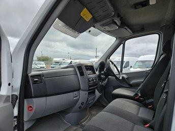 2013 ON 13 PLATE MERCEDES BENZ SPRINTER 516CDI 160BHP MWB TRW DIESEL CREW VAN 