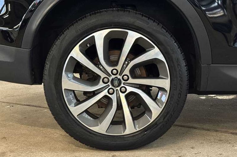 2019 Land Rover Discovery Sport 2.0 P250 SE 5dr Auto ESTATE PETROL Automatic