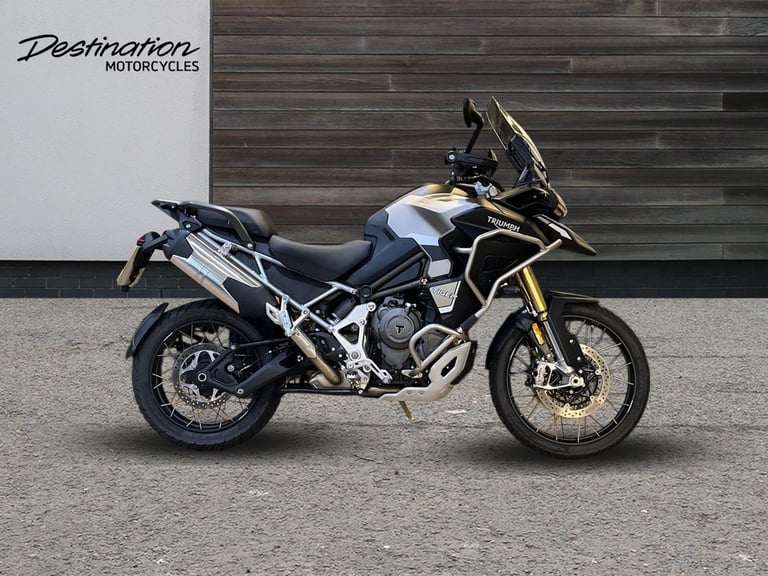 2025 Triumph Tiger 1200 RALLY PRO PREMIUM COLOUR Petrol 6 Speed