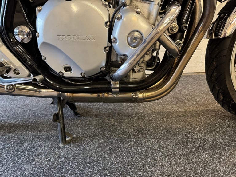 2013 Honda CB 1100 ADE  8300 MILES BLACK RETRO CLASSIC MOTORCYCLE Roadster Petrol Manual