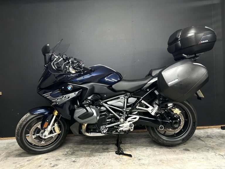 2019 19-PLATE BMW R1250RS EXCLUSIVE 17,048 MILES ** FSH ** FULL LUGGAGE **