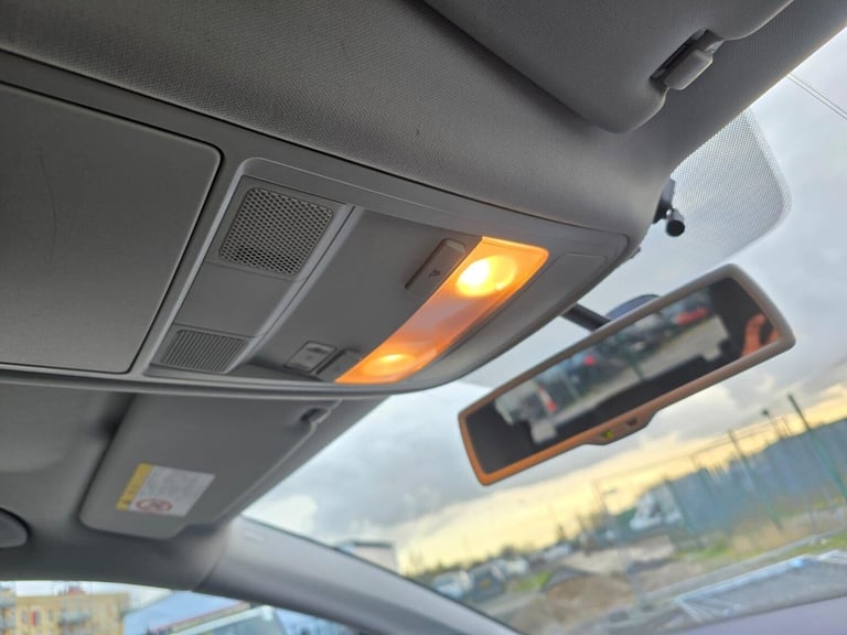 2012 Volkswagen Touran 1.4 TSI BlueMotion Tech SEL DSG Euro 6 (s/s) 5dr MPV Petrol Automatic