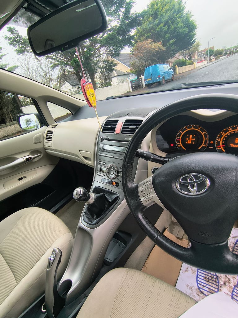 Toyota, AURIS, FULL MOT LOW MILEAGE, Hatchback, 2008, Manual, 1598 (cc), 5 doors