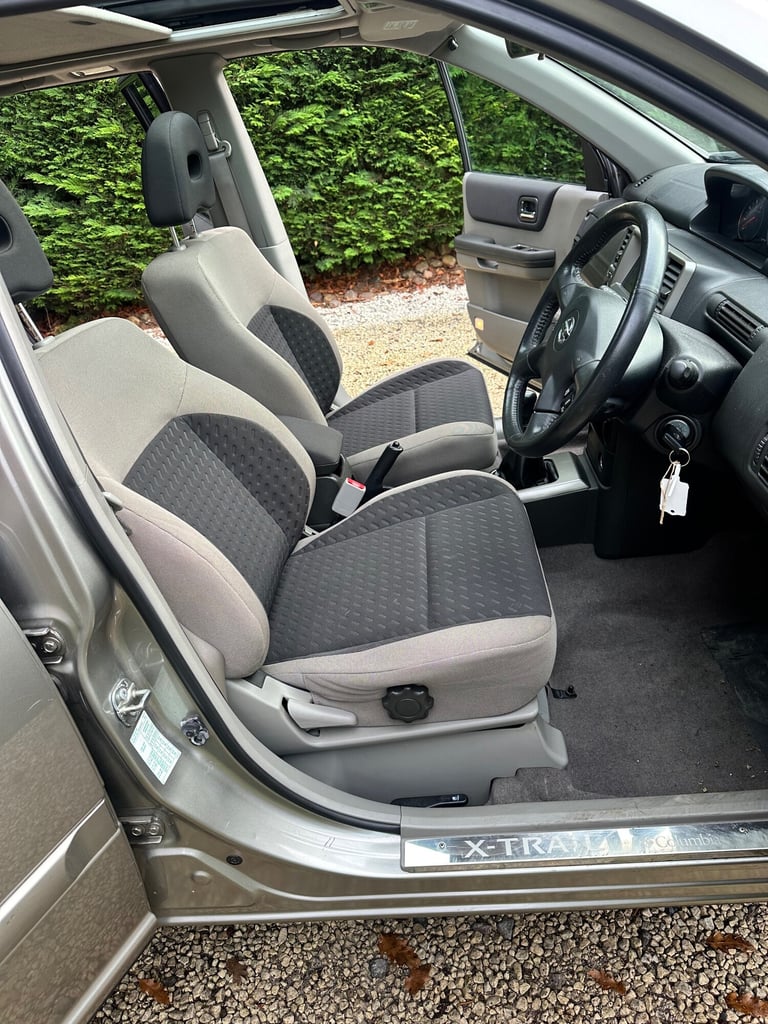 2006 Nissan X-Trail 2.2 dCi 136 Columbia 5dr ESTATE Diesel Manual
