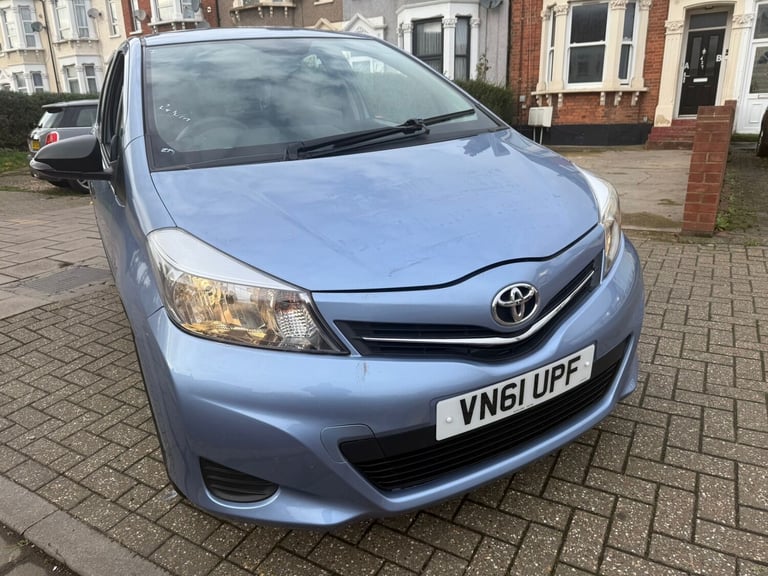 2011 Toyota Yaris 1.33 VVT-i TR 5dr Multidrive S HATCHBACK Petrol Manual
