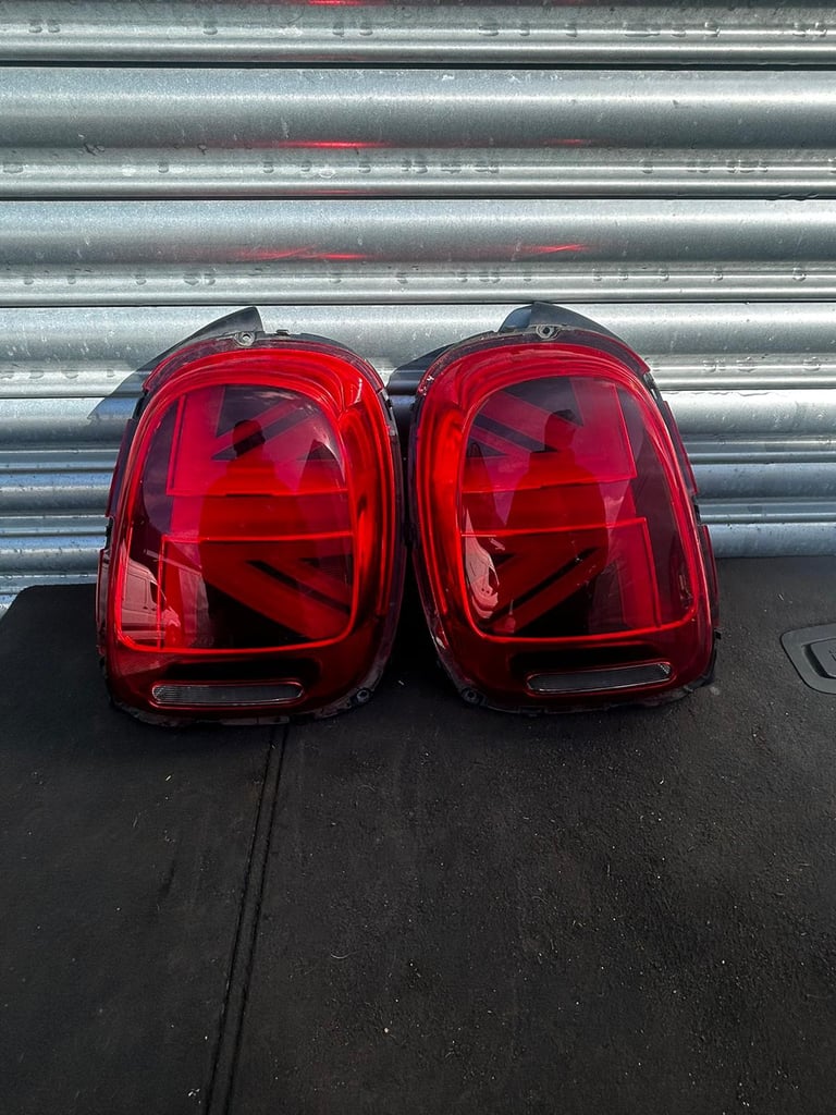 MINI F56/57 UNION JACK REAR LIGHTS OEM PART