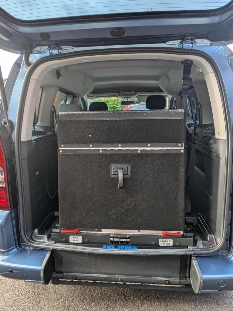 Peugeot Horizon Automatic 1.5L diesel, 41.5 MPG