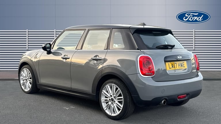 2017 MINI Hatch 1.5 Cooper 5dr Auto Petrol Hatchback Hatchback Petrol Automatic