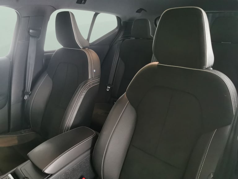 2020 Volvo XC40 1.5 T3 R-Design SUV 5dr Petrol Auto Euro 6 (s/s) (163 ps) - ADAPT CRUISE -  Suv P...