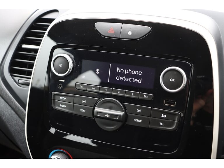 2018 Renault Captur TCe ENERGY Play SUV Petrol Manual