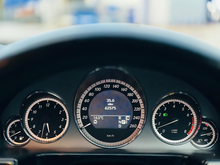 2015 Mercedes-Benz E Class 3.5 E350 Avantgarde G-Tronic 4dr Petrol Automatic