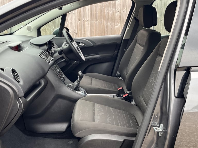 2010 Vauxhall Meriva 1.4i 16V 5dr **Long MOT, Cheap P/X To Clear** MPV Petrol Manual
