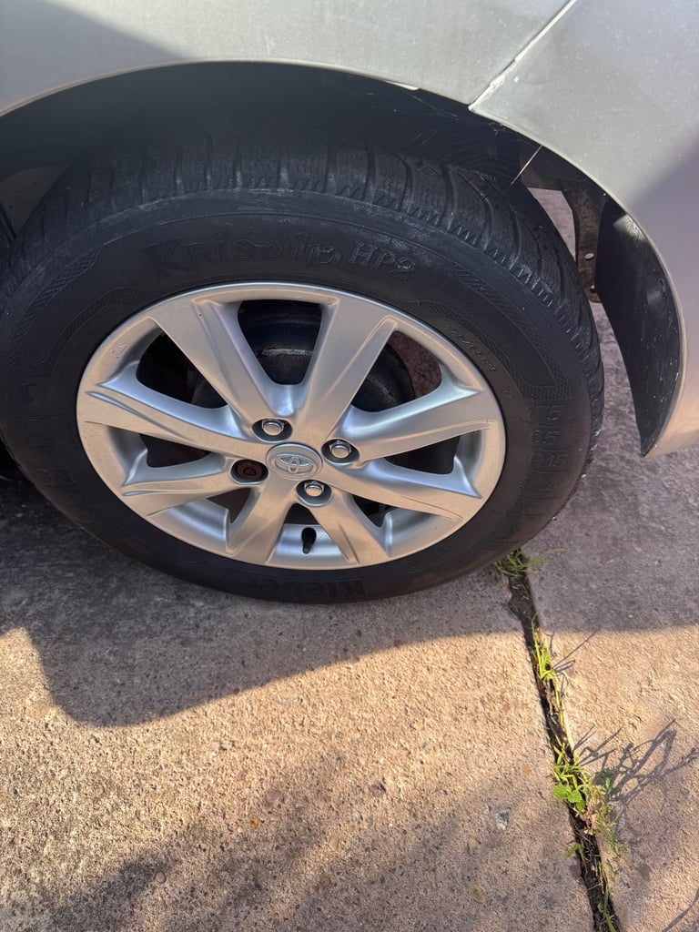Toyota, YARIS, Hatchback, 2013, Manual, 1364 (cc), 5 doors